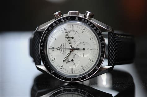 omega speedmaster professional prezzo|pre owned omega speedmaster professional.